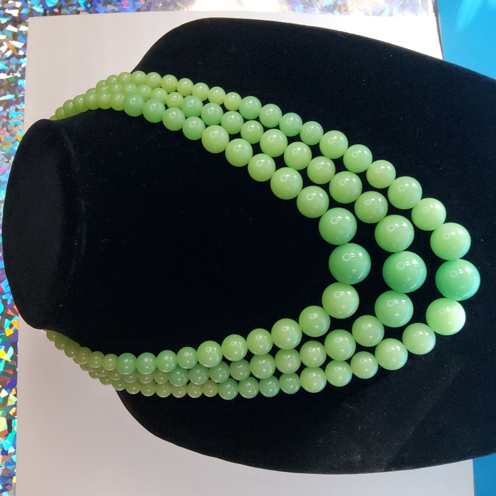 Vintage unmarked West Germany Necklace. - Picture 2 of 8